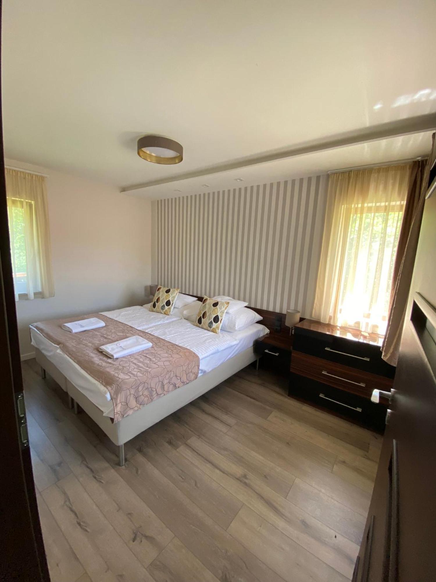 Terrasun Apartments บาลาตอนซาร์โซ ภายนอก รูปภาพ