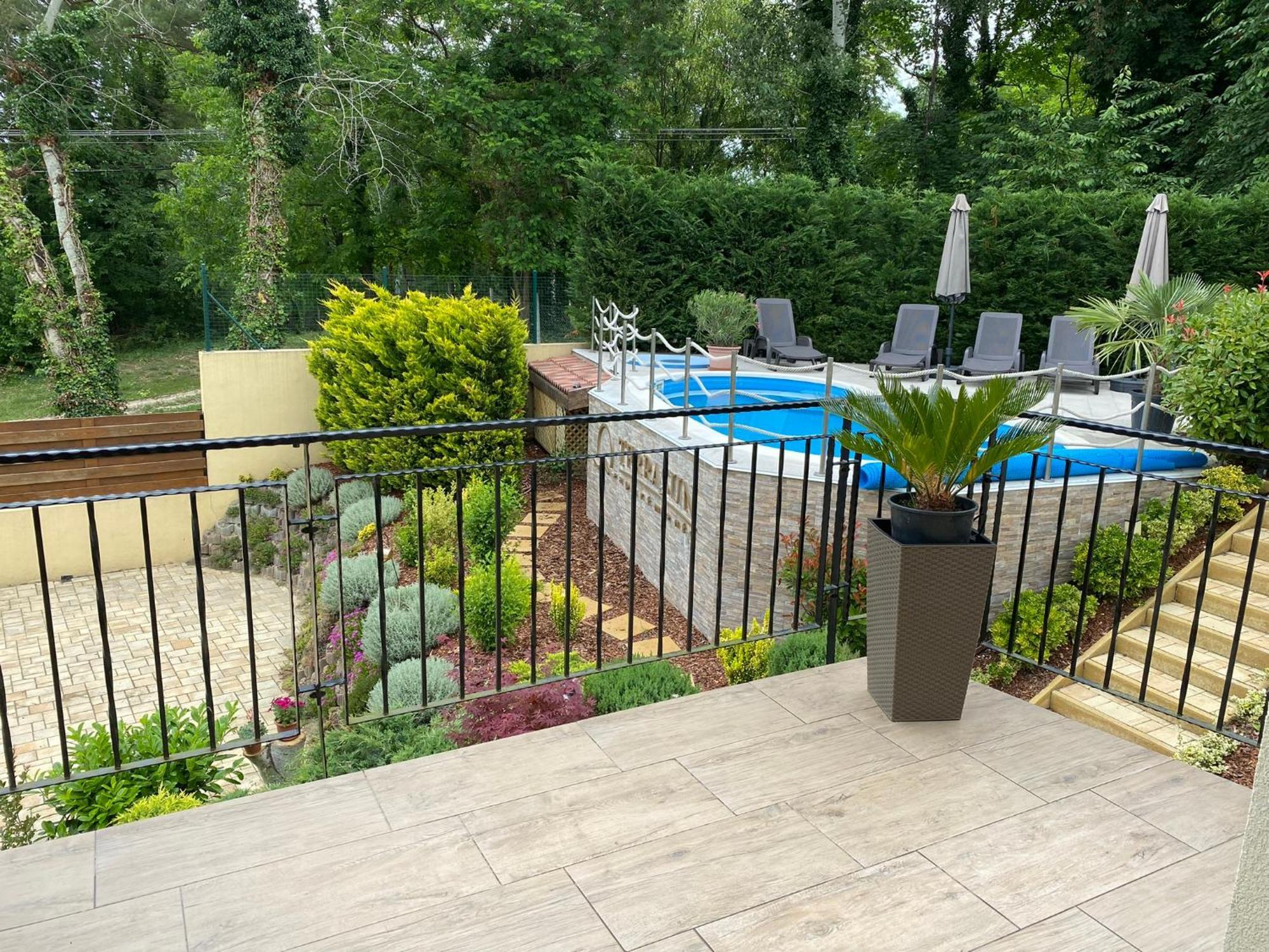 Terrasun Apartments บาลาตอนซาร์โซ ภายนอก รูปภาพ